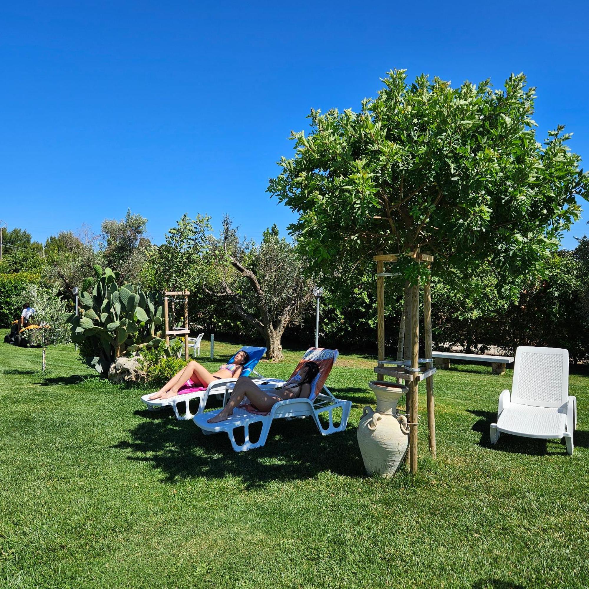 Agriturismo La Rondine オートラント エクステリア 写真